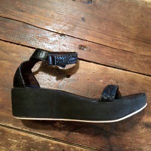 REEF - Black Leather Ankle Wrap Platform Sandals